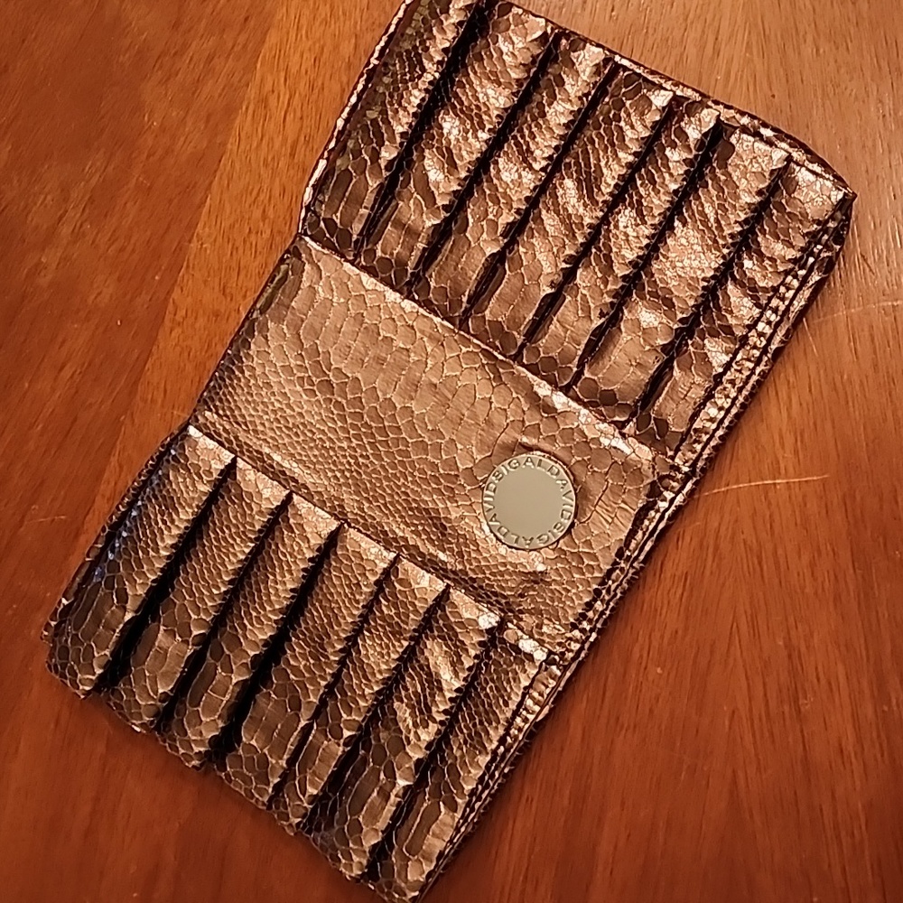 David Sigal bronze metallic clutch...SUPER PRETTY!! LIKE NEW! W O STRAP
